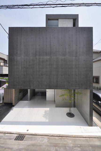 サムネイル:布施茂 / fuse-atelier + 武蔵野美術大学 / fuse-studioによる住宅