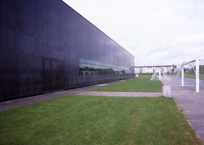 Pfaffenholz Sports Centre /Herzog & de Meuron