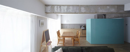 サムネイル:今津康夫 / ninkipen!による集合住宅の一室の改修「+」