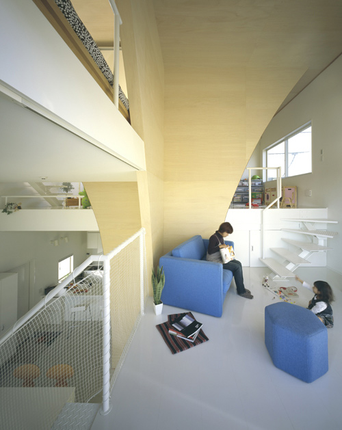 サムネイル:末光弘和+末光陽子/一級建築士事務所SUEP.による