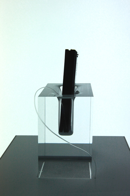 サムネイル:吉岡徳仁による