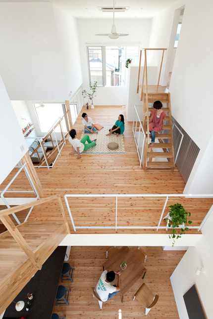 サムネイル:成瀬・猪熊建築設計事務所による名古屋のシェアハウス「LT城西」