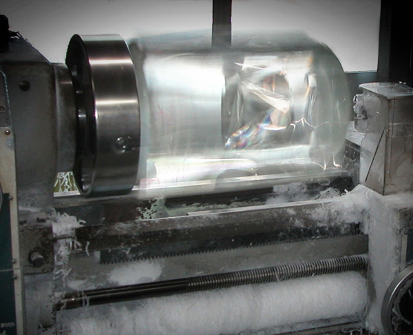 サムネイル:吉岡徳仁 in ミラノサローネ2008