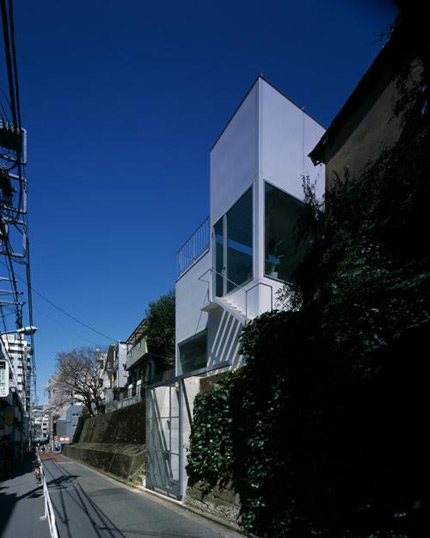 サムネイル:三浦慎による東京都新宿区の住宅「43base」